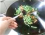 猪肉炒豆角的做法图解10