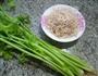 虾皮炒芹菜的做法图解1