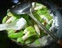 莴笋炒蛏子的做法图解12