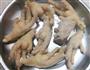 红枣花生鸡爪炖汤的做法图解3