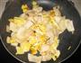 杏鲍菇炒鸡蛋的做法图解6