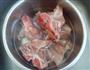 春笋排骨汤的做法图解2