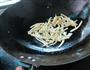 辣椒豆腐鱿鱼丝的做法图解5