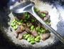 毛豆炒酱肉的做法图解9