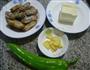 青椒蛏子炒豆腐的做法图解1