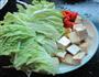 白菜煮豆腐的做法图解1