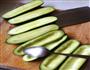 黄瓜蟹肉冷汤的做法图解1