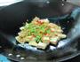 芹菜蛋皮豆腐丁的做法图解9
