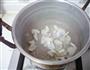 百合雪梨盅的做法图解3