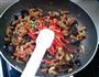 红椒木耳炒肉丝的做法图解13