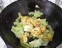 莴笋木耳炒鸡蛋的做法步骤7