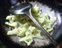 茄子炒花菜的做法图解7