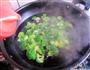 西兰花炒虾仁的做法图解8