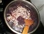 红枣紫米花生粥的做法图解6