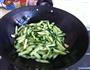 银耳黄瓜炒肉的做法图解5