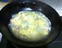 双孢菇鸡蛋汤的做法图解6