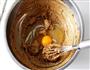 蜂蜜巧克力块杯子蛋糕的做法图解3