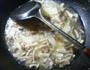 肉丝蟹味菇豆腐羹的做法图解7