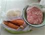 胡萝卜猪肉饺子的做法图解1