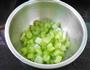 花生拌西芹的做法图解5