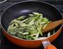 芦笋炒牛柳的做法图解7