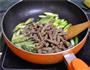 芦笋炒牛柳的做法图解8
