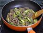 芦笋炒牛柳的做法图解9