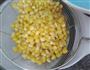 蛋黄焗玉米豌豆的做法图解1