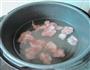 甜玉米排骨汤的做法图解3