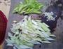 凉拌西芹的做法图解2