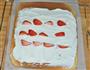 草莓戚风蛋糕卷的做法图解13