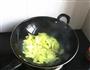 香肠炒莴笋的做法图解5