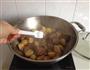杏鲍菇土豆焖排骨的做法图解9