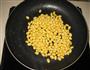 咸菜炒黄豆的做法图解3