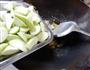 虾仁炒丝瓜的做法图解7