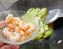 虾仁炒丝瓜的做法图解9