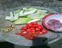 西红柿丝瓜肉片汤的做法图解2