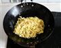 鱼子炒蛋的做法图解7