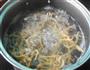 银鱼干苦瓜汤的做法图解4