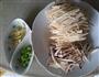 蛤蜊煮干丝的做法图解2
