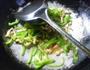 青椒五花肉炒粉丝的做法图解7