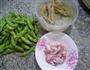 五花肉羊尾笋炒毛豆的做法图解1