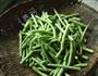 凉拌豇豆的做法图解1