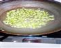 青茄子烧毛豆的做法图解2
