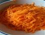 油炒胡萝卜的做法图解2