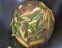 土豆炖豆角的做法图解8