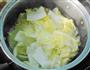 油豆腐炖白菜的做法图解3