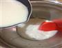 酸奶慕斯的做法图解3