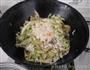 虾皮粉丝炒包菜的做法图解9