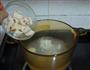 莲藕胡萝卜猪骨汤的做法图解7